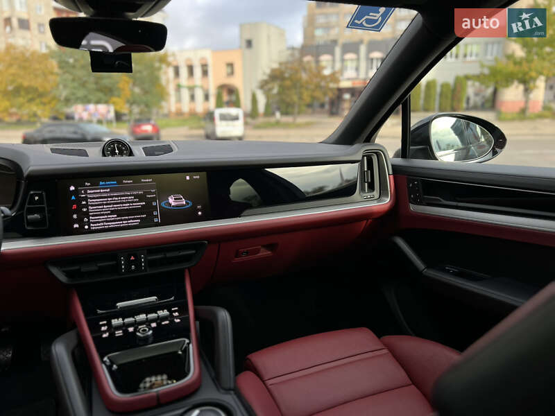 Позашляховик / Кросовер Porsche Cayenne Coupe 2023 в Львові