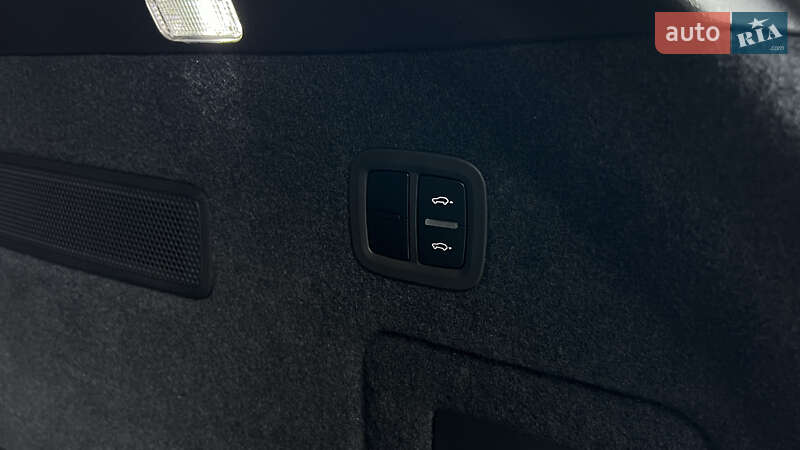 Позашляховик / Кросовер Porsche Cayenne Coupe 2023 в Львові