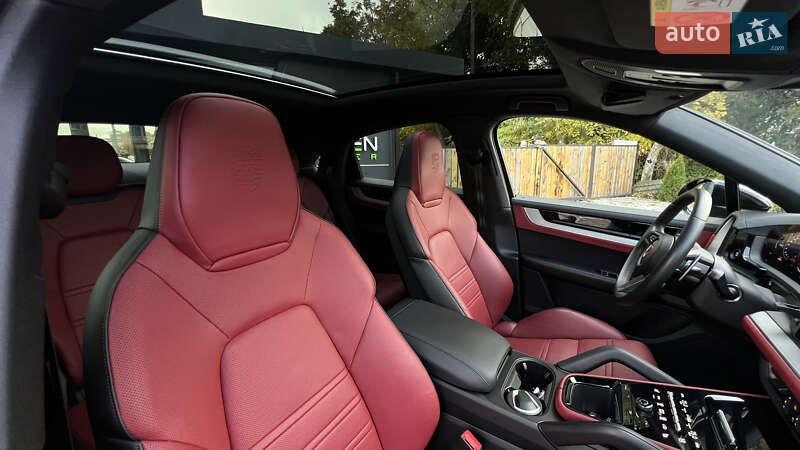 Позашляховик / Кросовер Porsche Cayenne Coupe 2023 в Львові