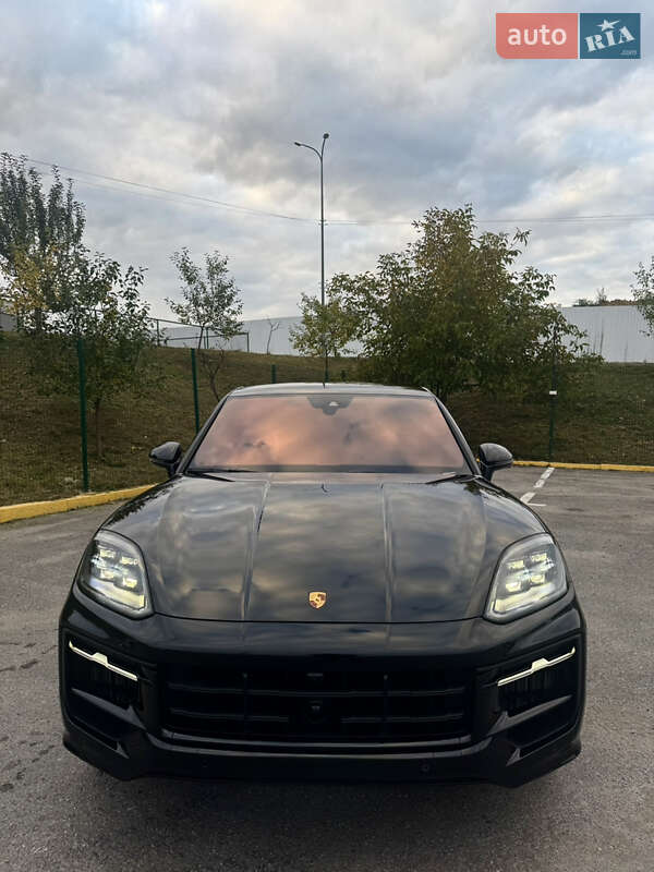 Внедорожник / Кроссовер Porsche Cayenne Coupe 2024 в 
