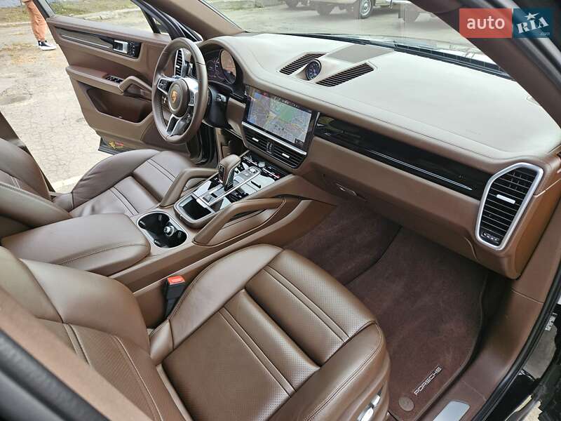 Позашляховик / Кросовер Porsche Cayenne Coupe 2020 в Києві фото 32 Позашляховик / Кросовер Porsche Cayenne Coupe 2020 в Києві