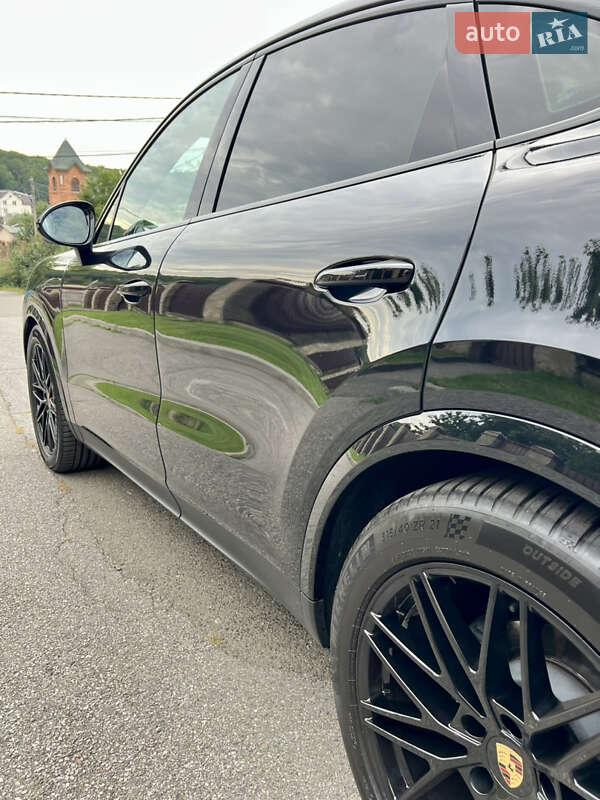 Позашляховик / Кросовер Porsche Cayenne Coupe 2023 в Києві фото 17 Позашляховик / Кросовер Porsche Cayenne Coupe 2023 в Києві