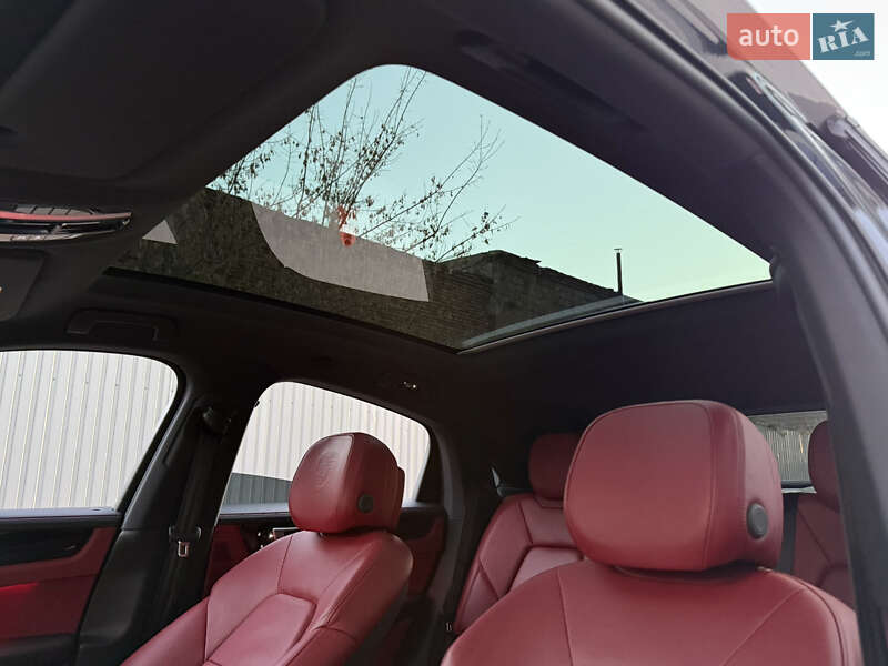 Внедорожник / Кроссовер Porsche Cayenne Coupe 2019 в Киеве фото 67 Внедорожник / Кроссовер Porsche Cayenne Coupe 2019 в Киеве