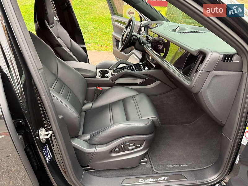 Внедорожник / Кроссовер Porsche Cayenne Coupe 2023 в Киеве фото 91 Внедорожник / Кроссовер Porsche Cayenne Coupe 2023 в Киеве