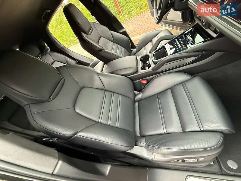 Внедорожник / Кроссовер Porsche Cayenne Coupe 2023 в Киеве фото 95 Внедорожник / Кроссовер Porsche Cayenne Coupe 2023 в Киеве