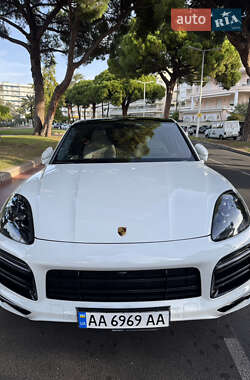 Внедорожник / Кроссовер Porsche Cayenne Coupe 2022 в Киеве