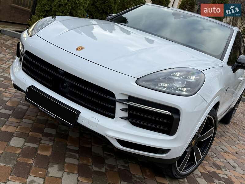 Позашляховик / Кросовер Porsche Cayenne Coupe 2022 в Києві