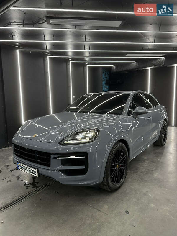 Porsche Cayenne Coupe 2023