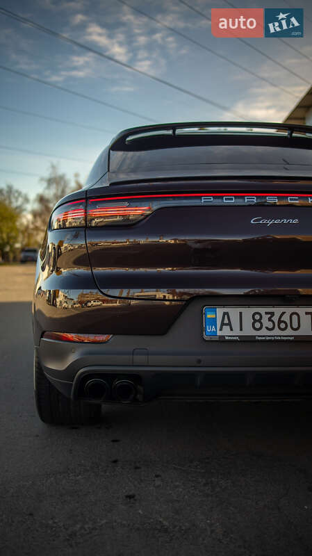 Позашляховик / Кросовер Porsche Cayenne Coupe 2019 в Чернівцях