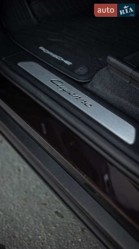 Позашляховик / Кросовер Porsche Cayenne Coupe 2019 в Чернівцях