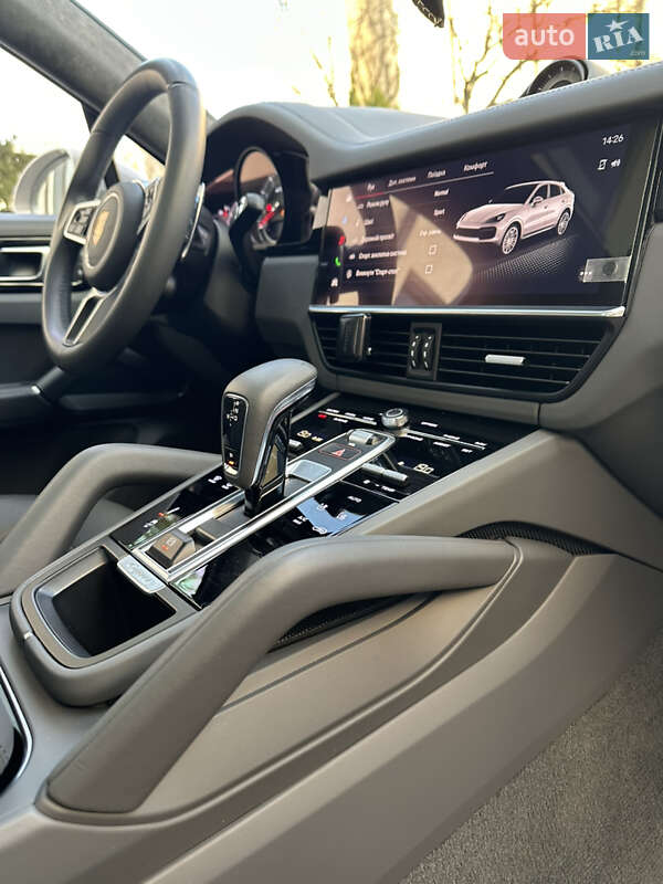 Позашляховик / Кросовер Porsche Cayenne Coupe 2022 в Києві