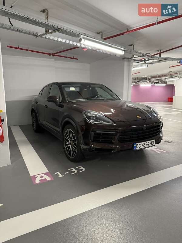 Porsche Cayenne Coupe 2021