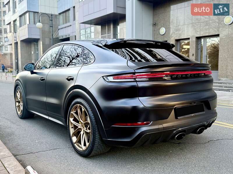 Позашляховик / Кросовер Porsche Cayenne Coupe 2024 в Києві фото 23 Позашляховик / Кросовер Porsche Cayenne Coupe 2024 в Києві