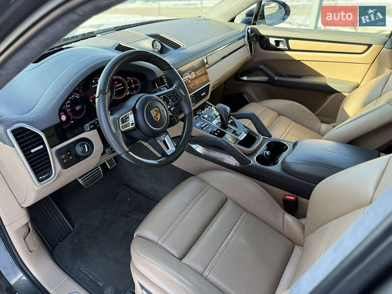 Внедорожник / Кроссовер Porsche Cayenne Coupe 2021 в Львове фото 44 Внедорожник / Кроссовер Porsche Cayenne Coupe 2021 в Львове