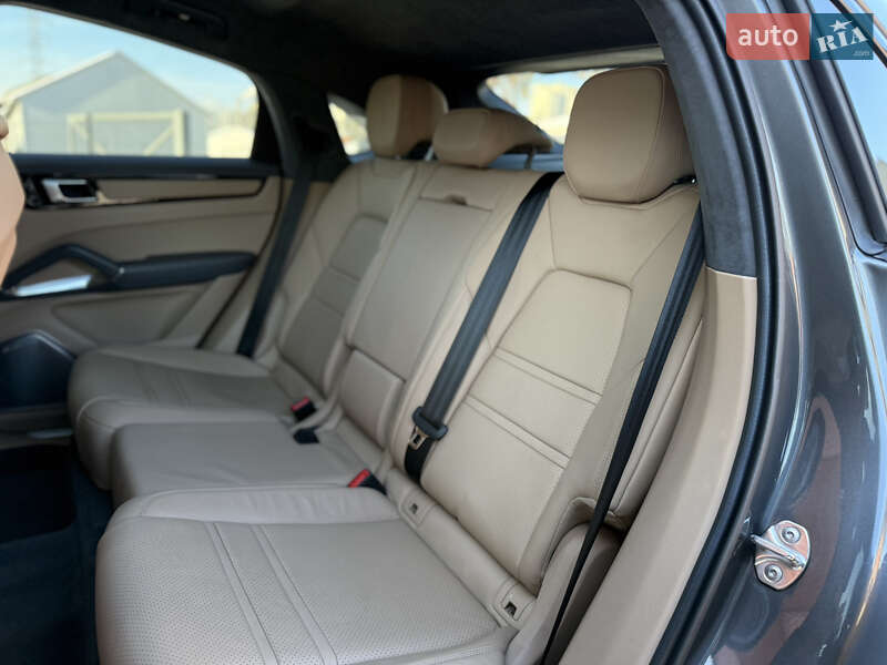 Внедорожник / Кроссовер Porsche Cayenne Coupe 2021 в Львове фото 69 Внедорожник / Кроссовер Porsche Cayenne Coupe 2021 в Львове