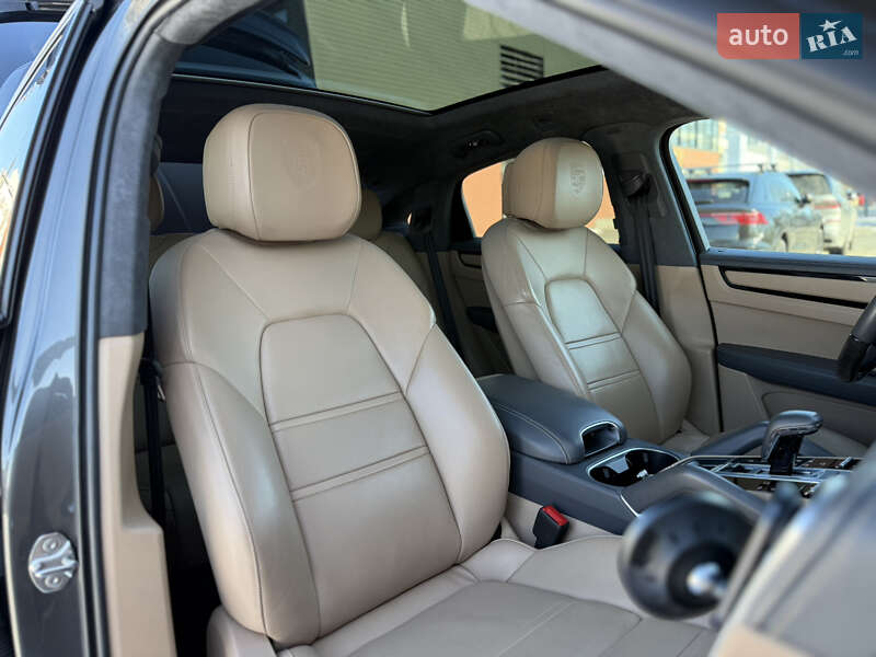 Внедорожник / Кроссовер Porsche Cayenne Coupe 2021 в Львове фото 83 Внедорожник / Кроссовер Porsche Cayenne Coupe 2021 в Львове