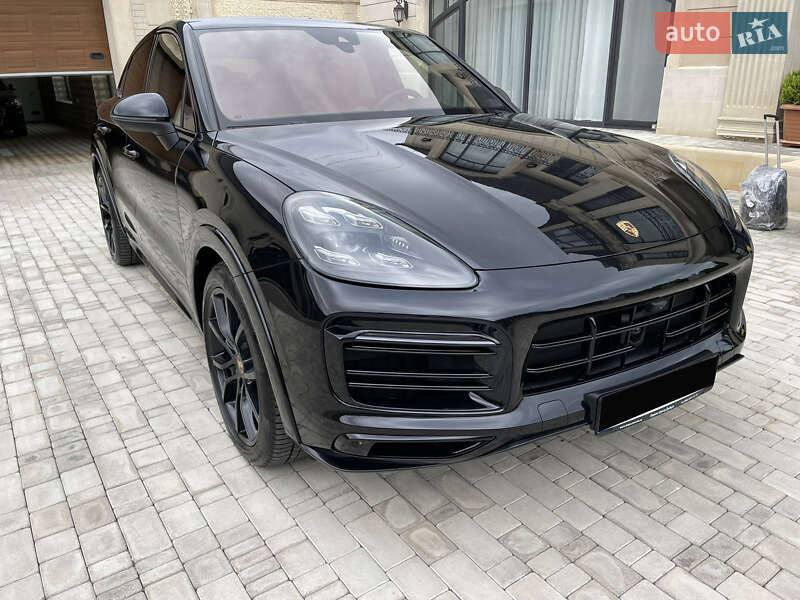 Позашляховик / Кросовер Porsche Cayenne Coupe 2020 в Києві