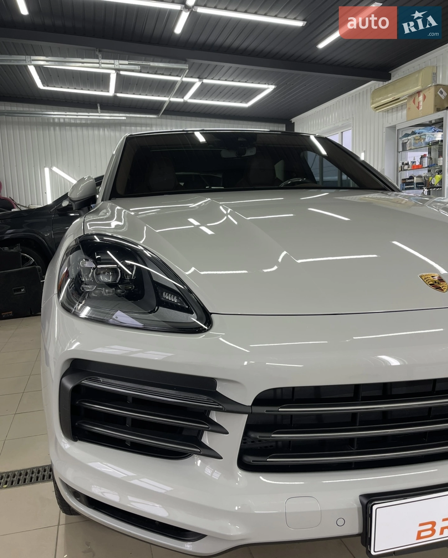 2023 Porsche Cayenne Coupe - мініатюра 6