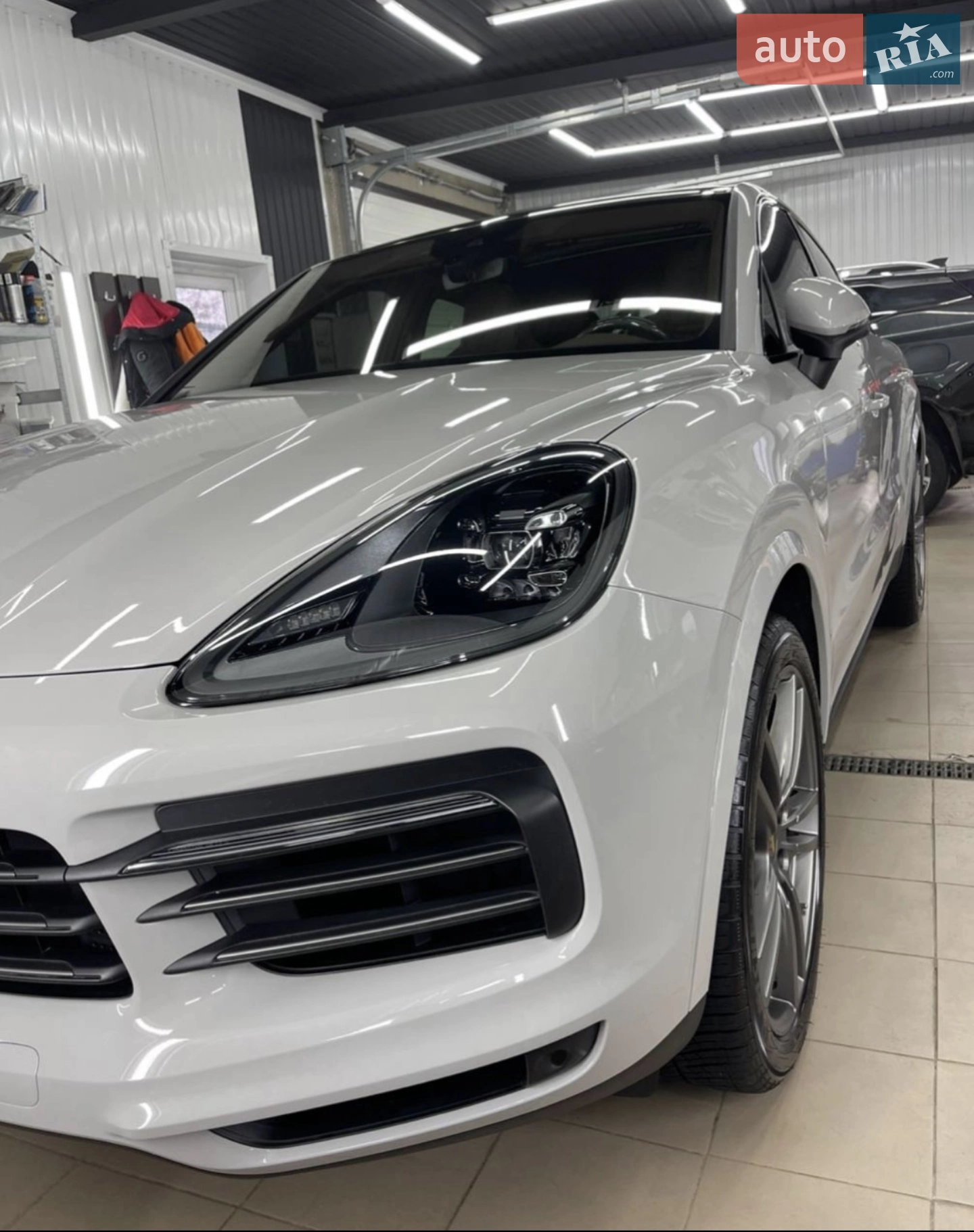 2023 Porsche Cayenne Coupe - мініатюра 8