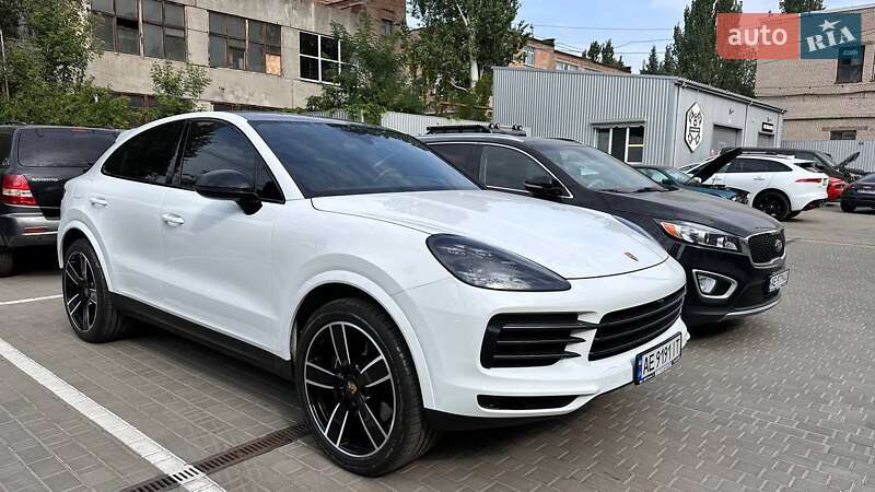 Внедорожник / Кроссовер Porsche Cayenne Coupe 2022 в Киеве
