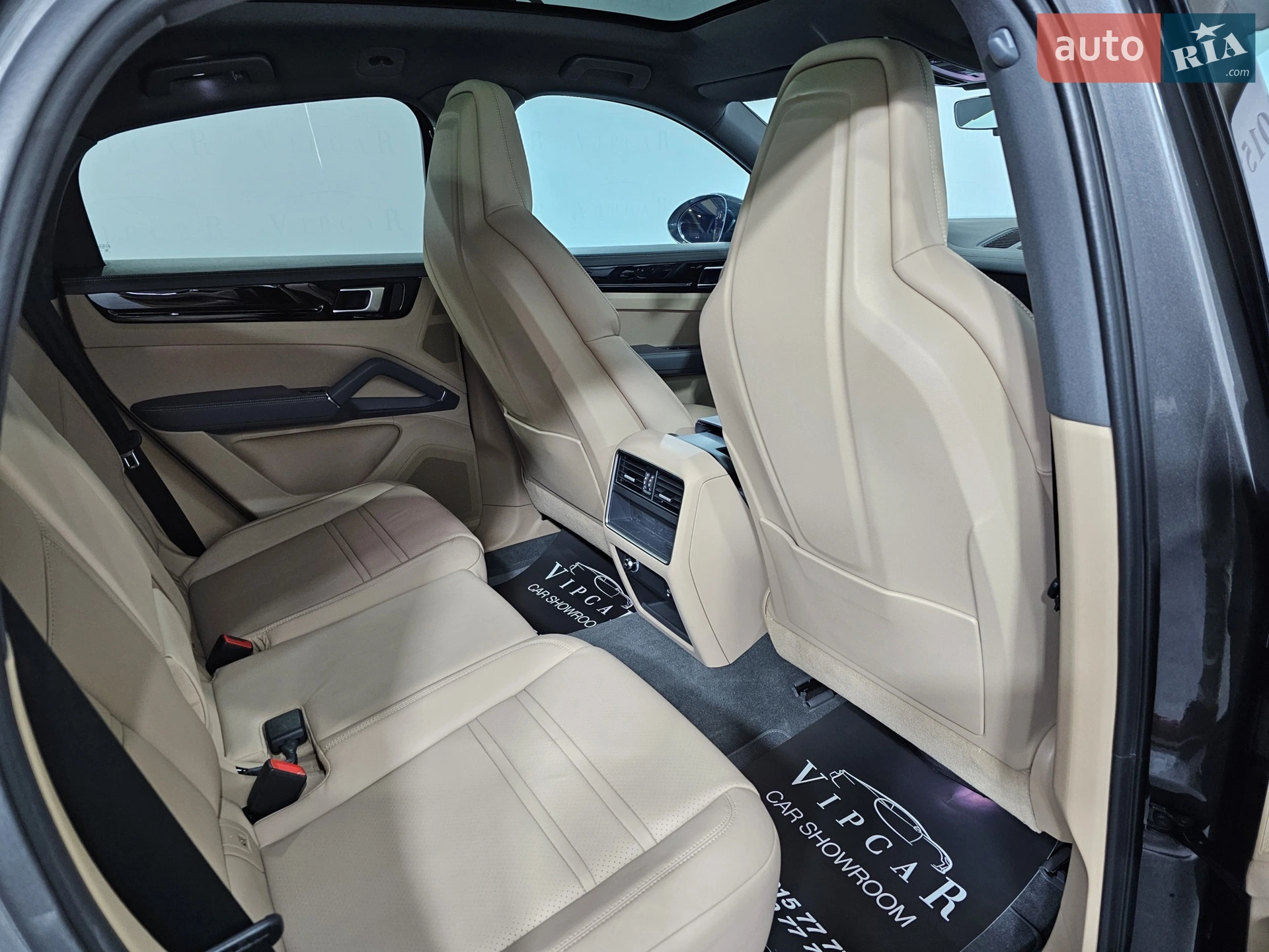 2023 Porsche Cayenne Coupe - мініатюра 11