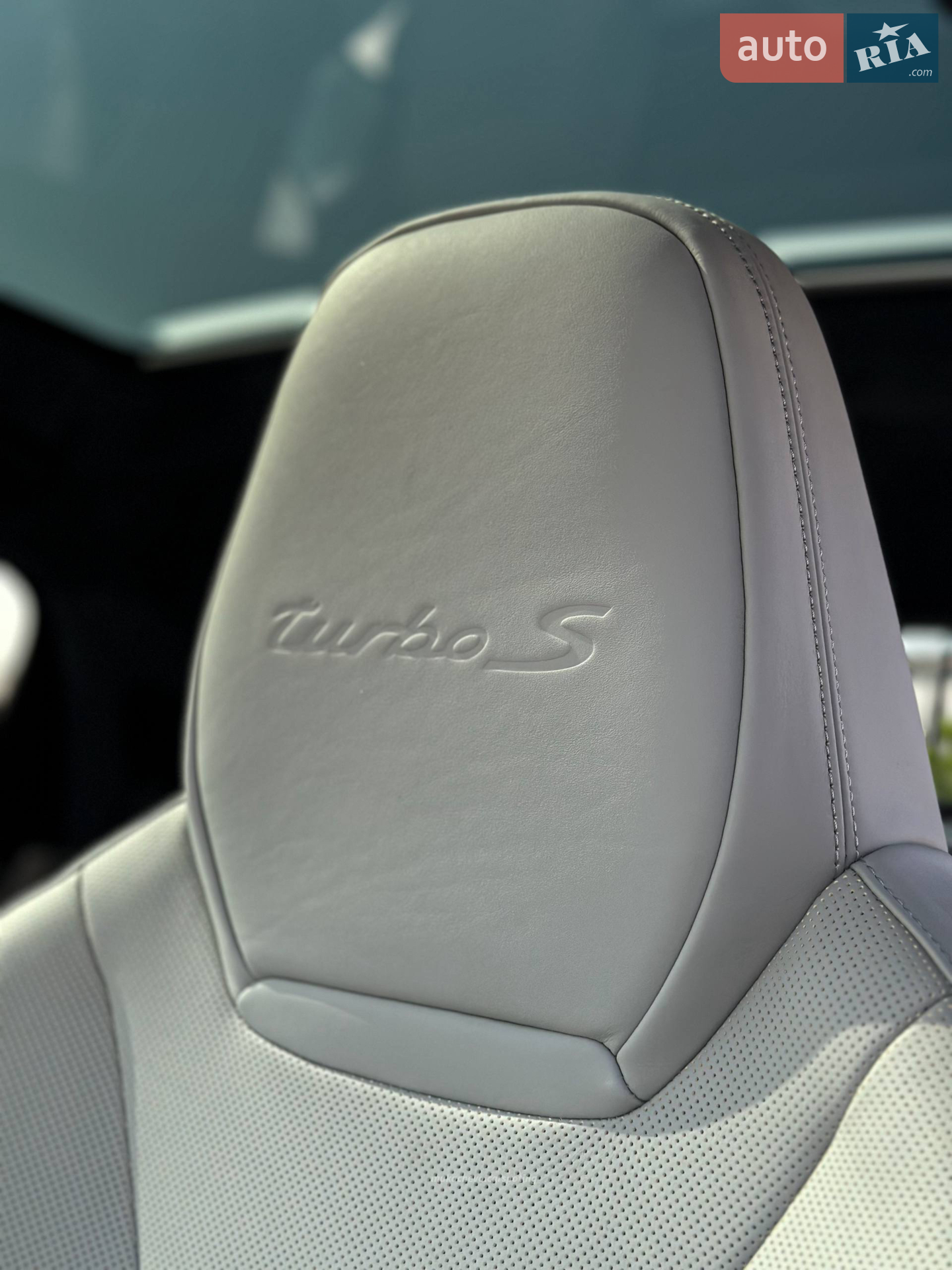 2021 Porsche Cayenne Coupe - мініатюра 10