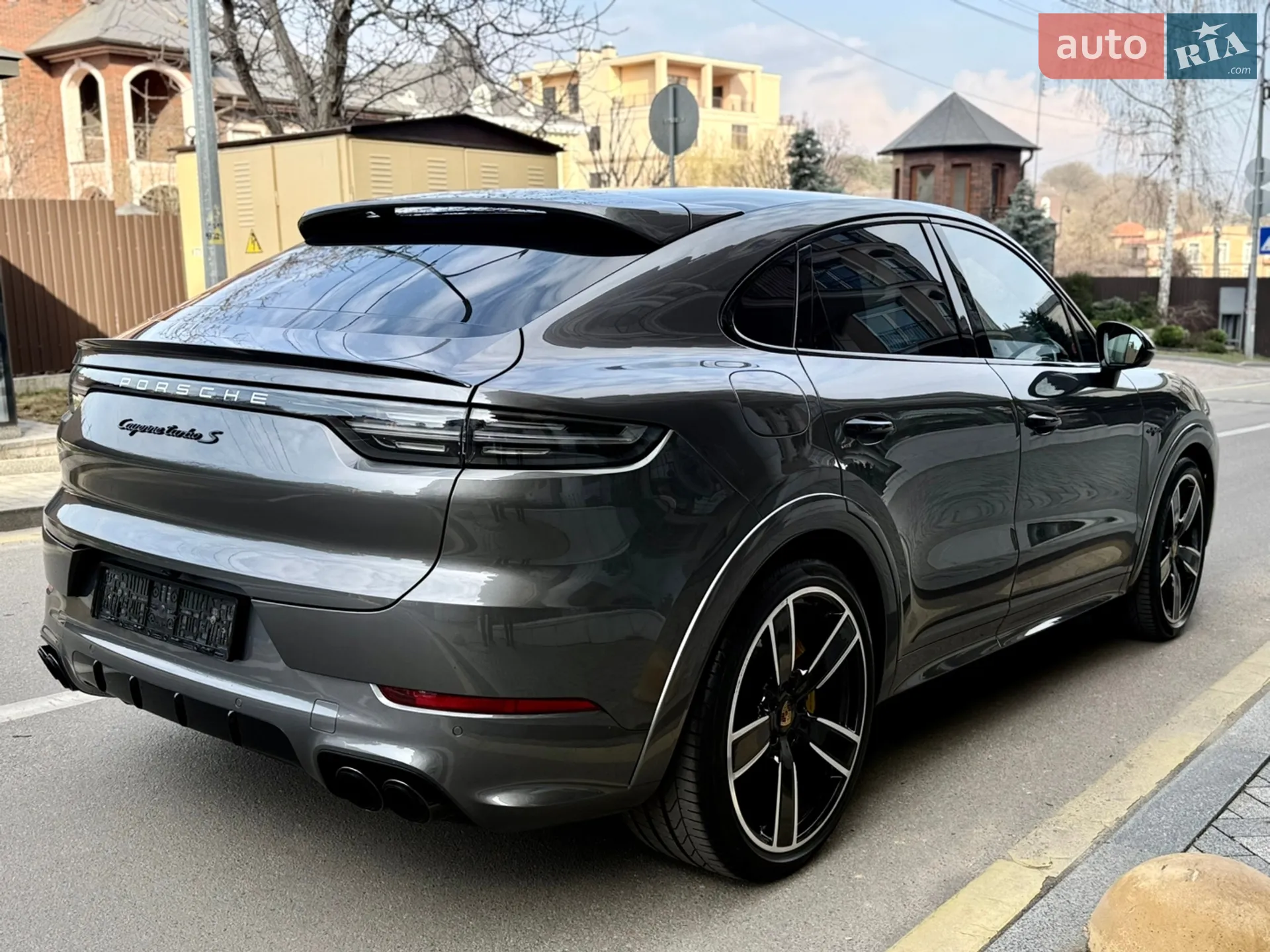 2019 Porsche Cayenne Coupe - мініатюра 4