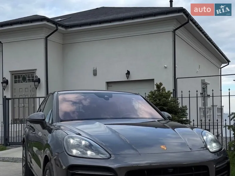 Porsche Cayenne Coupe
