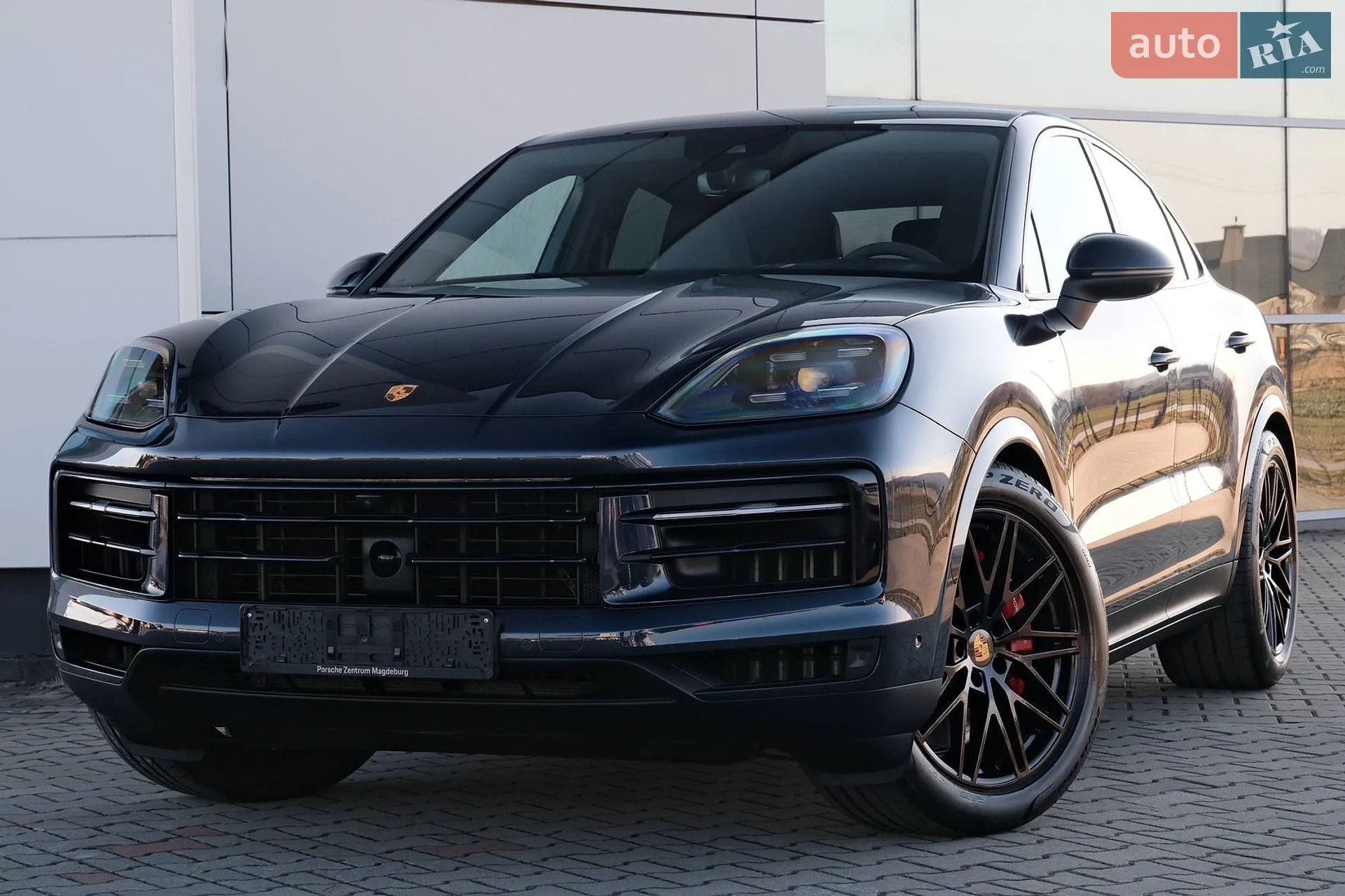2024 Porsche Cayenne Coupe - фото 1