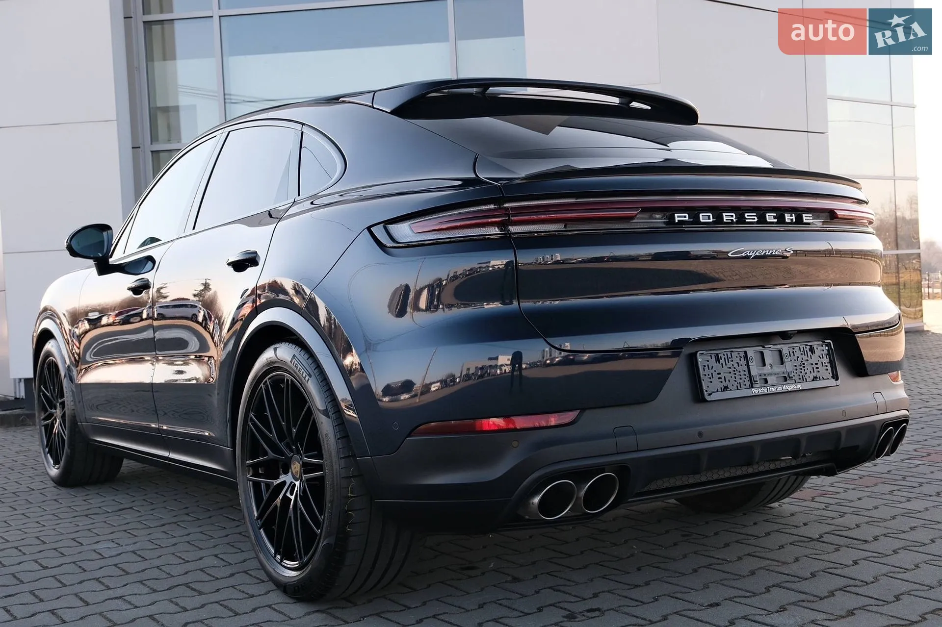 2024 Porsche Cayenne Coupe - мініатюра 3
