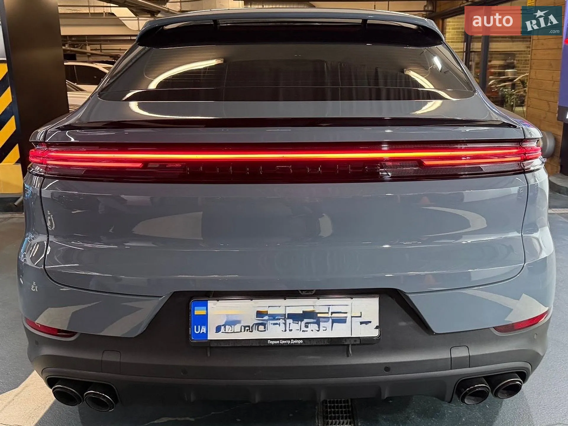 2023 Porsche Cayenne Coupe - мініатюра 6