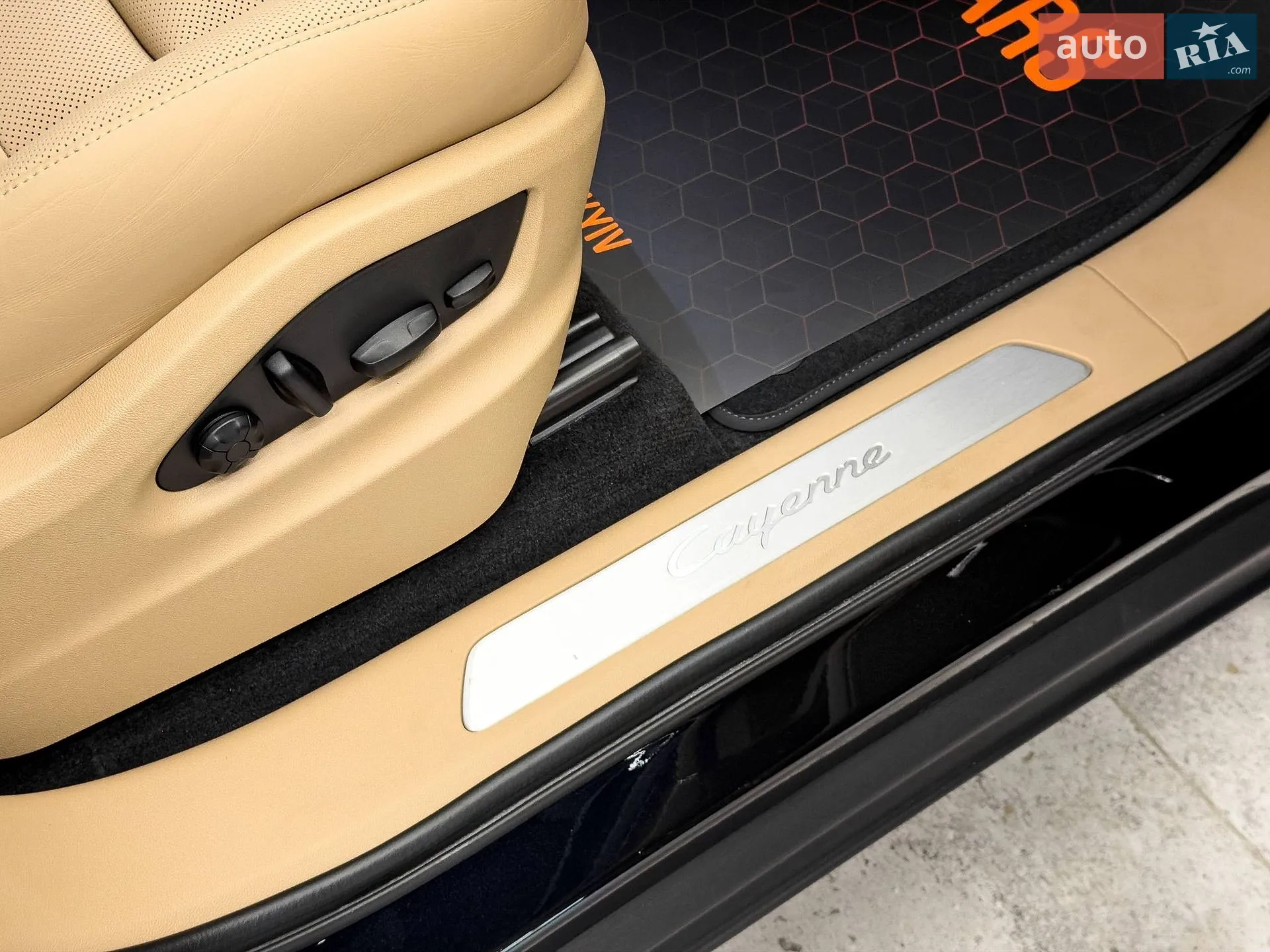 2021 Porsche Cayenne Coupe - мініатюра 30