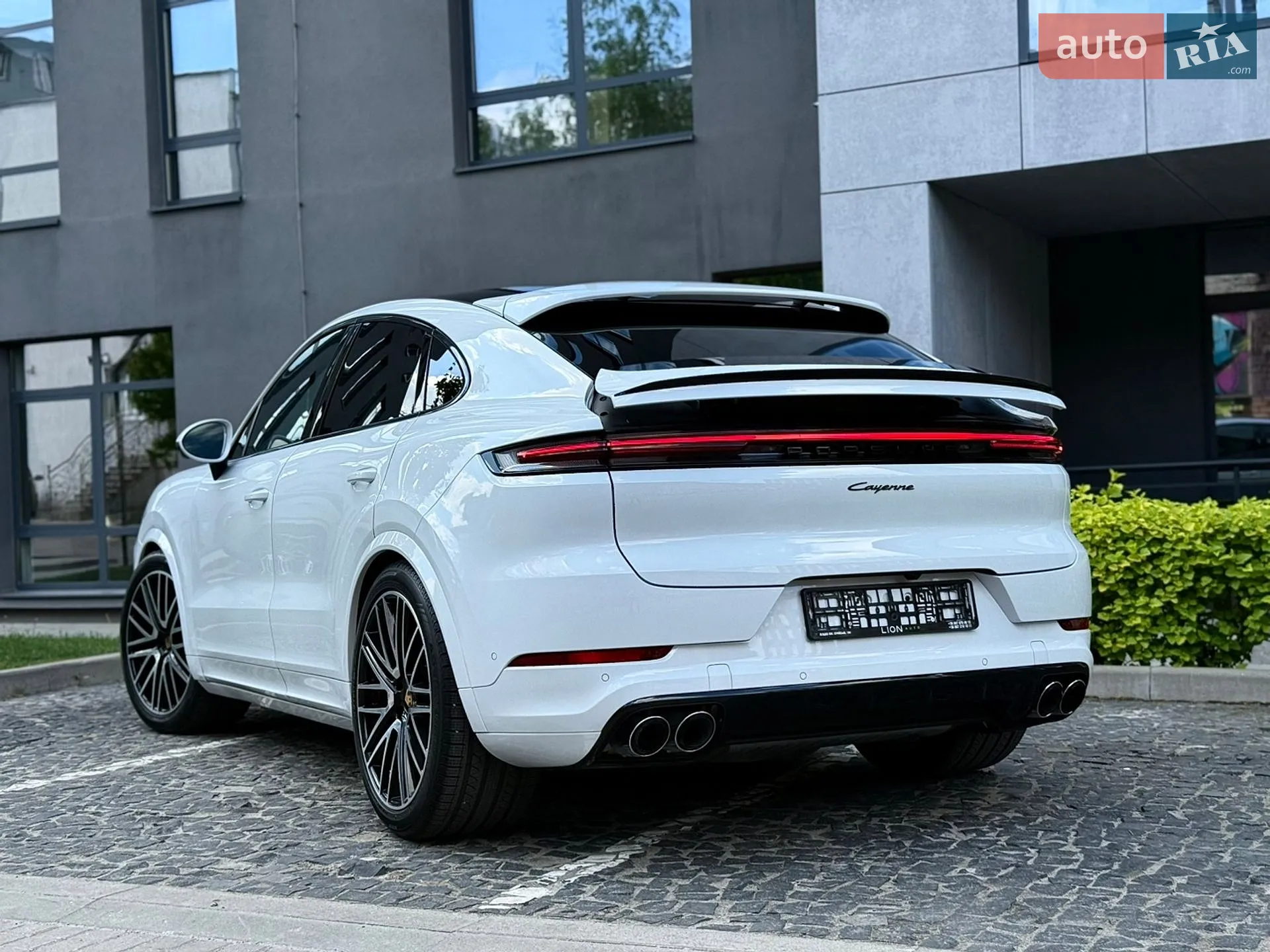 2024 Porsche Cayenne Coupe - мініатюра 19
