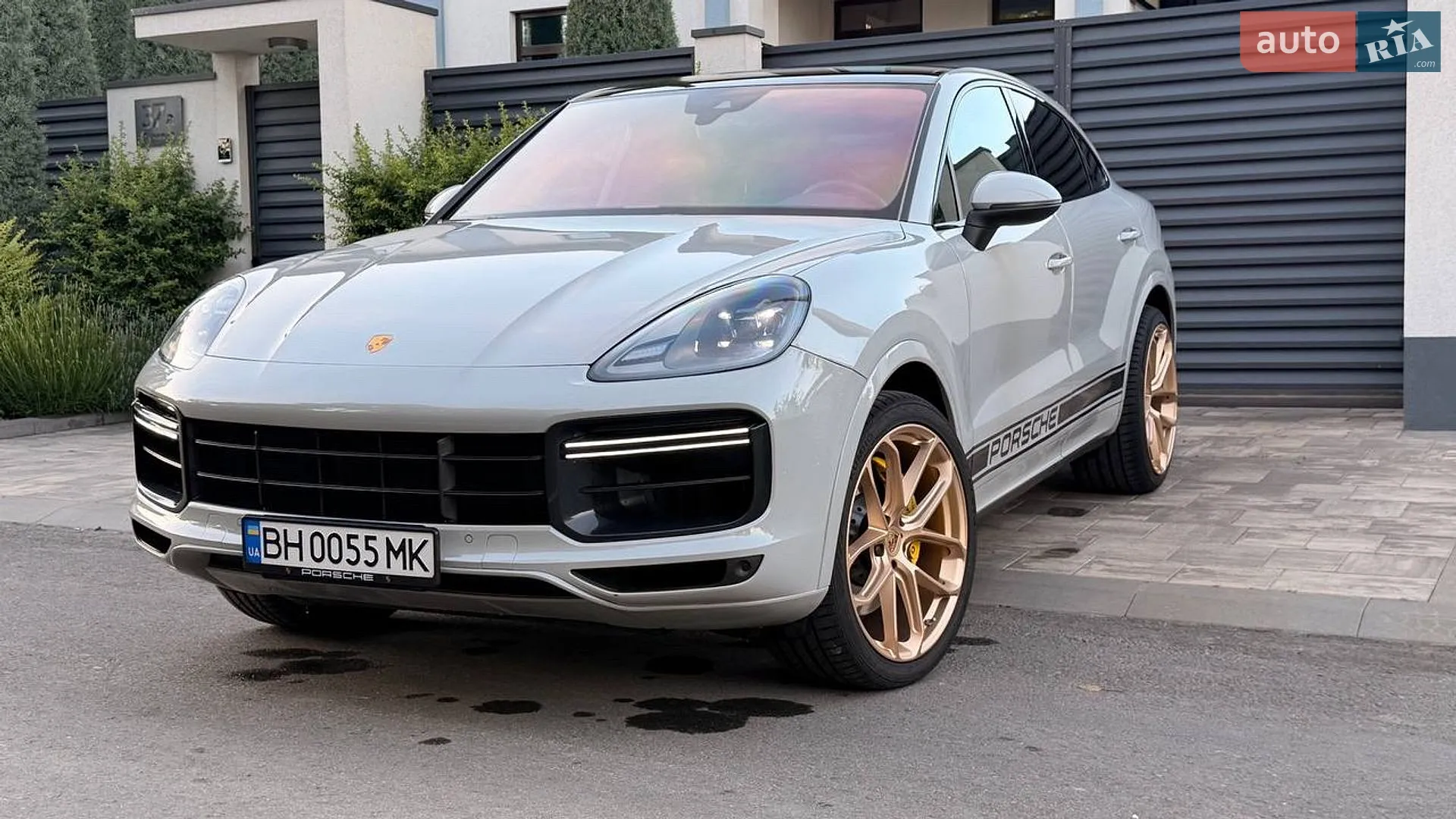 2022 Porsche Cayenne Coupe - мініатюра 9