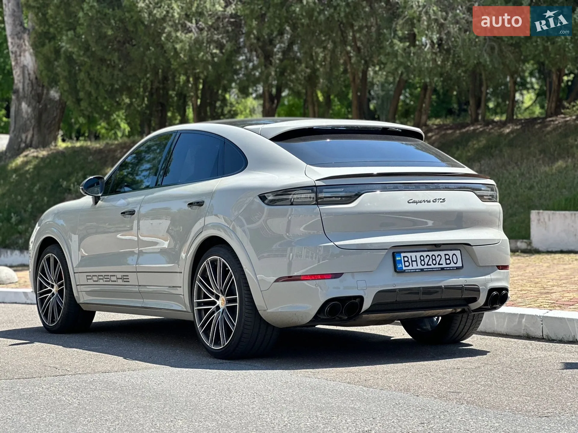 2022 Porsche Cayenne Coupe - мініатюра 6