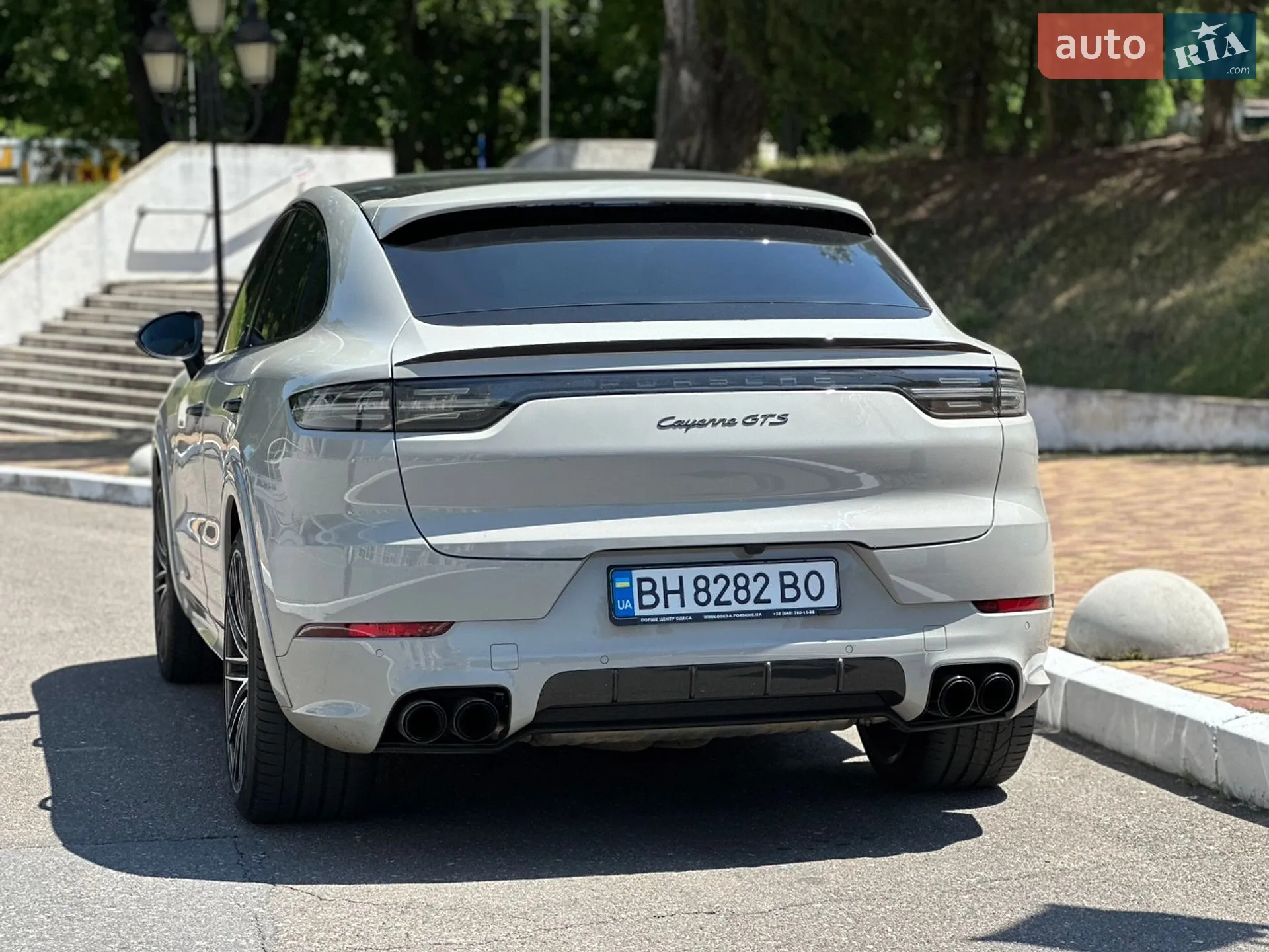 2022 Porsche Cayenne Coupe - мініатюра 8