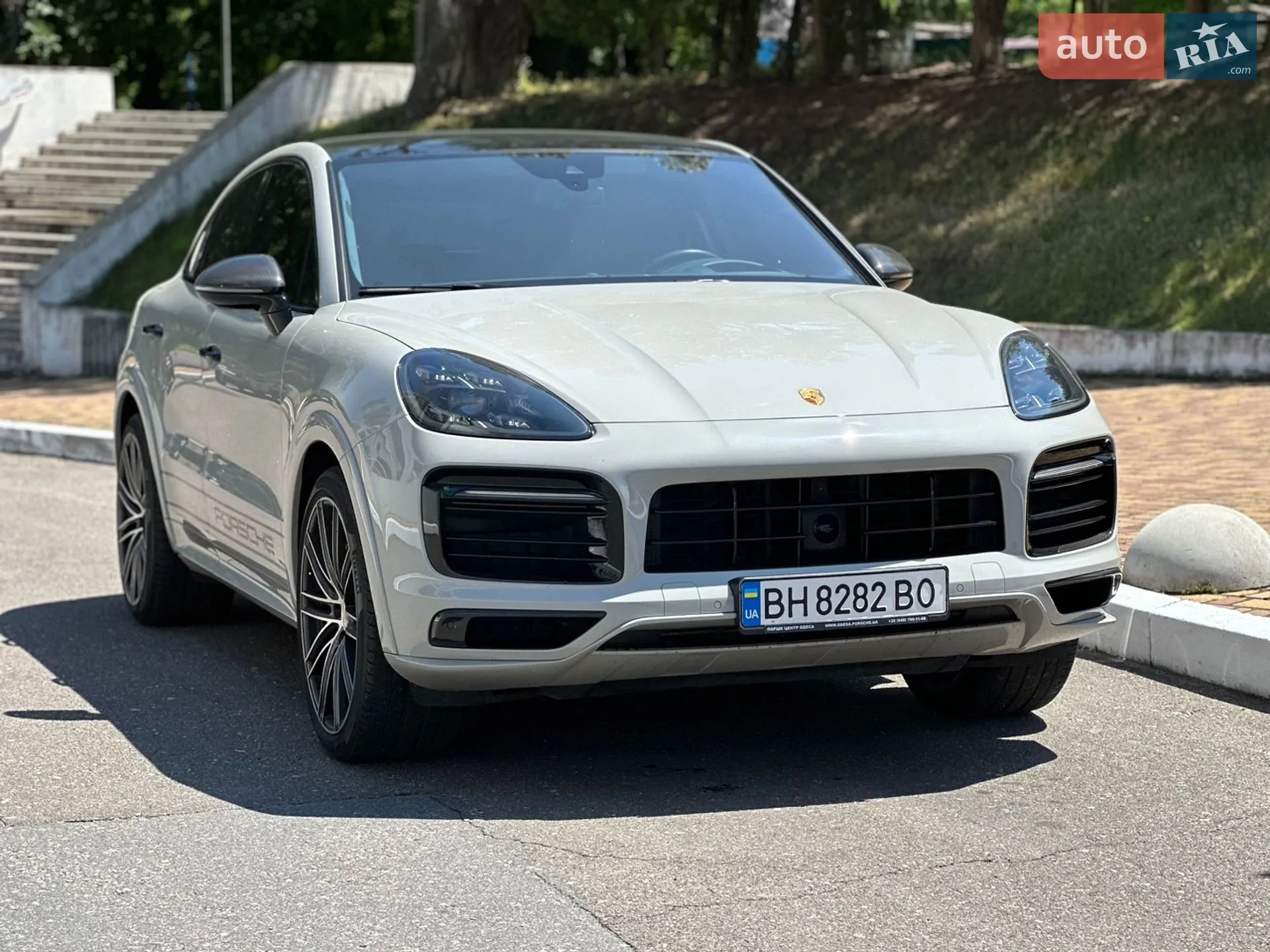 2022 Porsche Cayenne Coupe - мініатюра 16