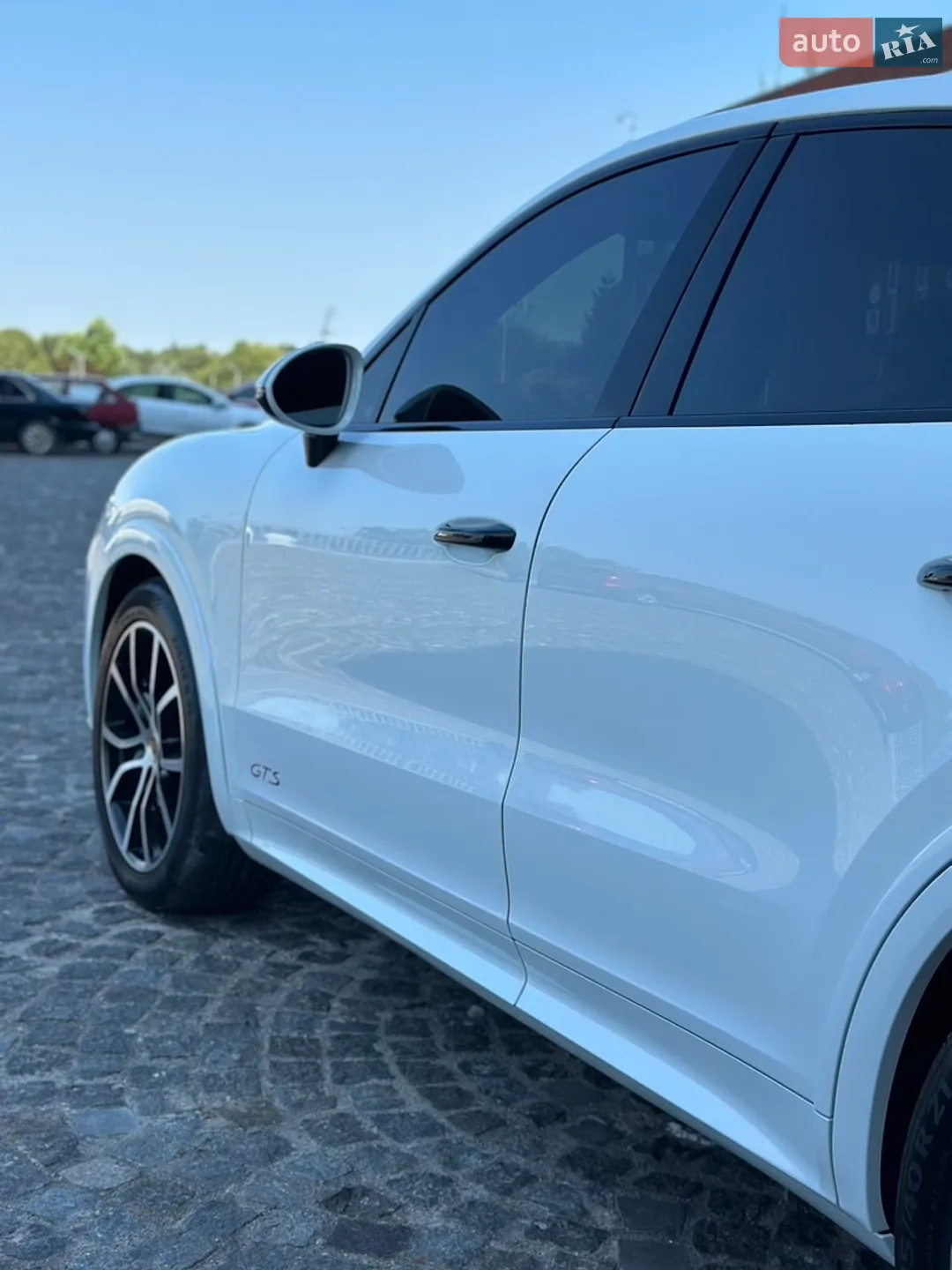 2020 Porsche Cayenne Coupe - мініатюра 15