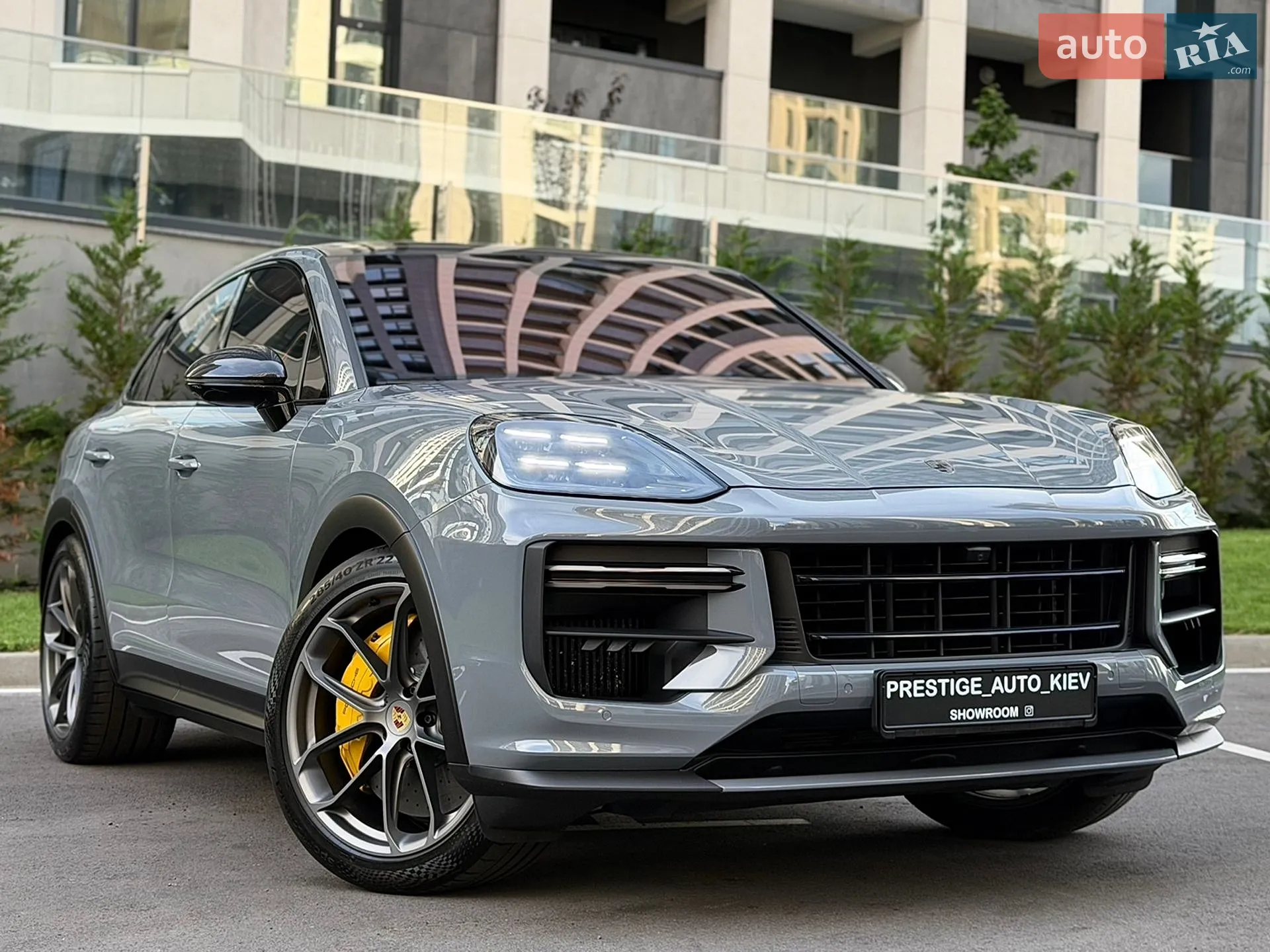 2023 Porsche Cayenne Coupe - мініатюра 3