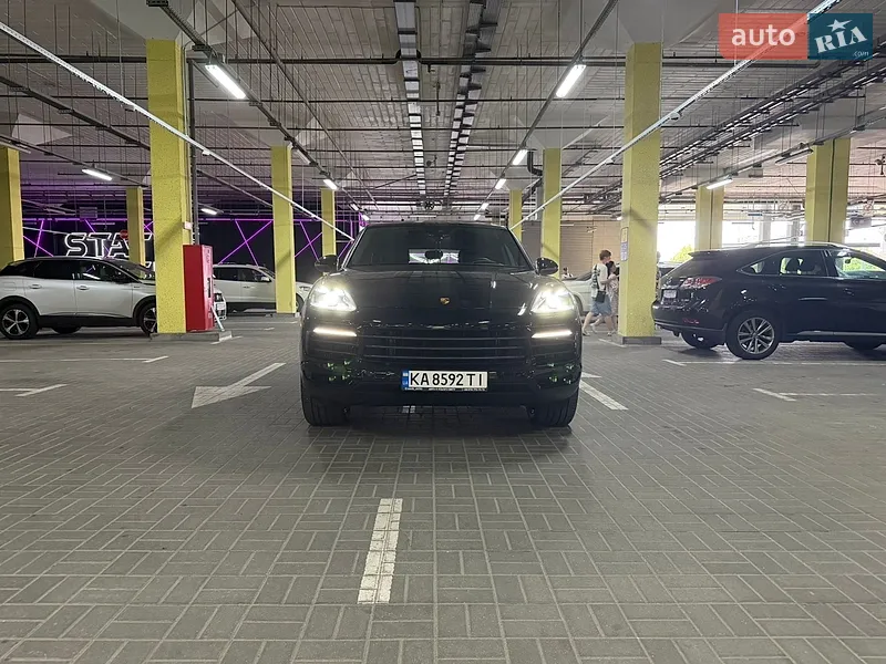 Porsche Cayenne Coupe 2022