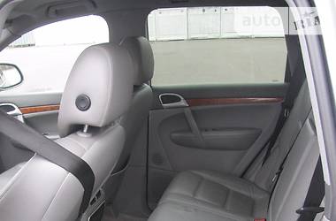 Внедорожник / Кроссовер Porsche Cayenne 2003 в 