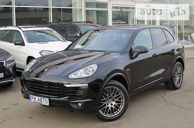 Внедорожник / Кроссовер Porsche Cayenne 2017 в Киеве