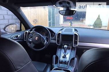 Позашляховик / Кросовер Porsche Cayenne 2011 в 
