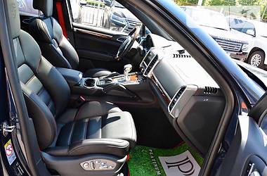 Позашляховик / Кросовер Porsche Cayenne 2013 в 