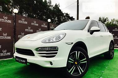 Внедорожник / Кроссовер Porsche Cayenne 2012 в Киеве