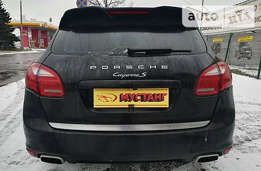 Внедорожник / Кроссовер Porsche Cayenne 2010 в Днепре