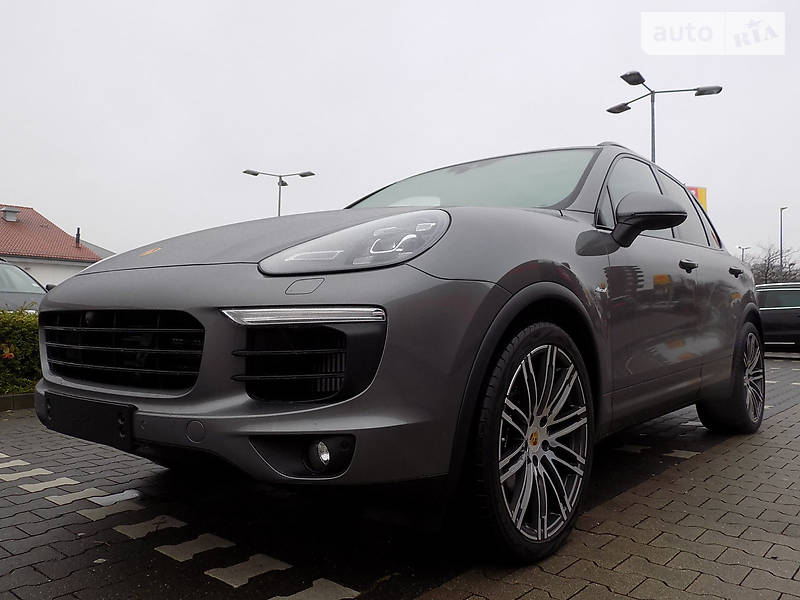  Porsche Cayenne 2018 в Киеве