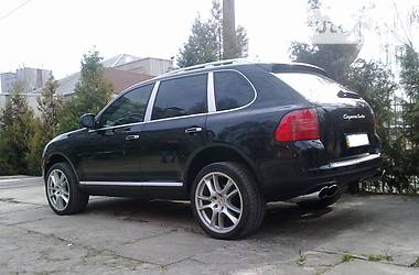 Внедорожник / Кроссовер Porsche Cayenne 2004 в Киеве