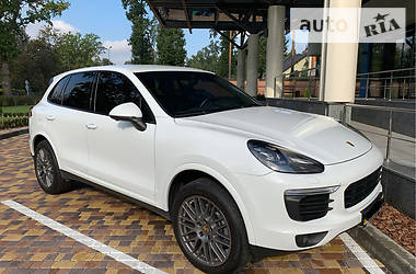 porsche cayenne 2006 в автосалонах