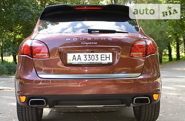 Внедорожник / Кроссовер Porsche Cayenne 2010 в Киеве